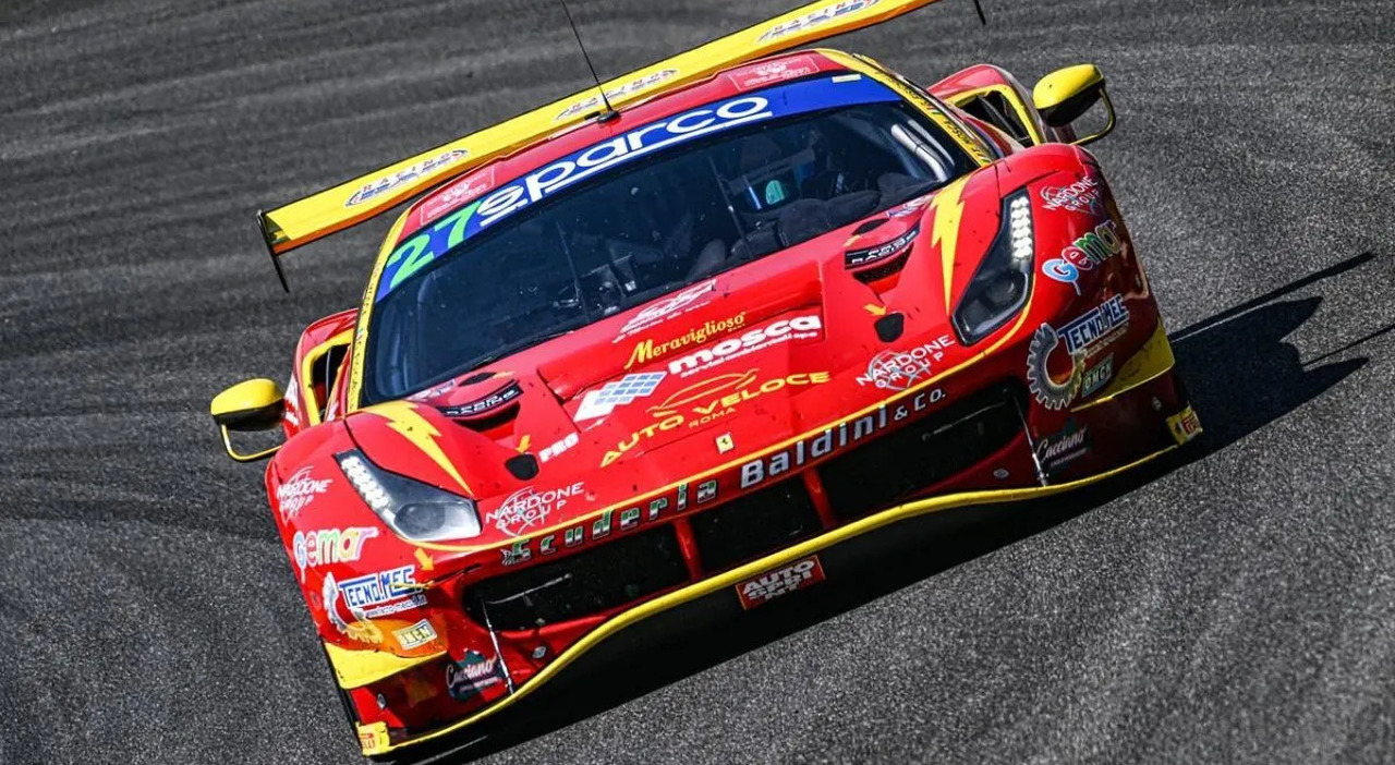Ferrari 488 Gt3 di Fisichella-Mosca vince gara GT italiano al Mugello