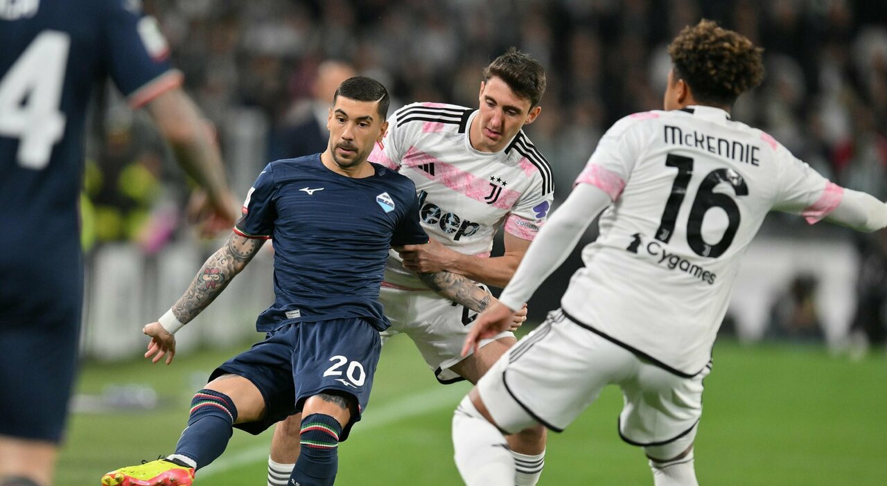 Controverse sur un penalty lors du match Juventus-Lazio
