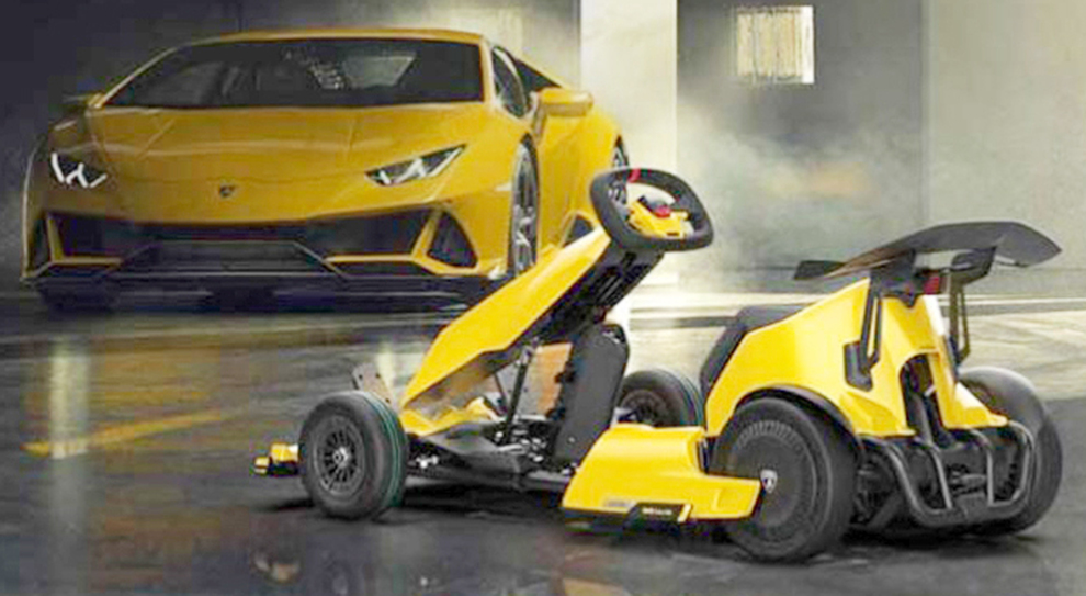 Il Ninebot GoKart Pro Lamborghini Edition con la Huracan