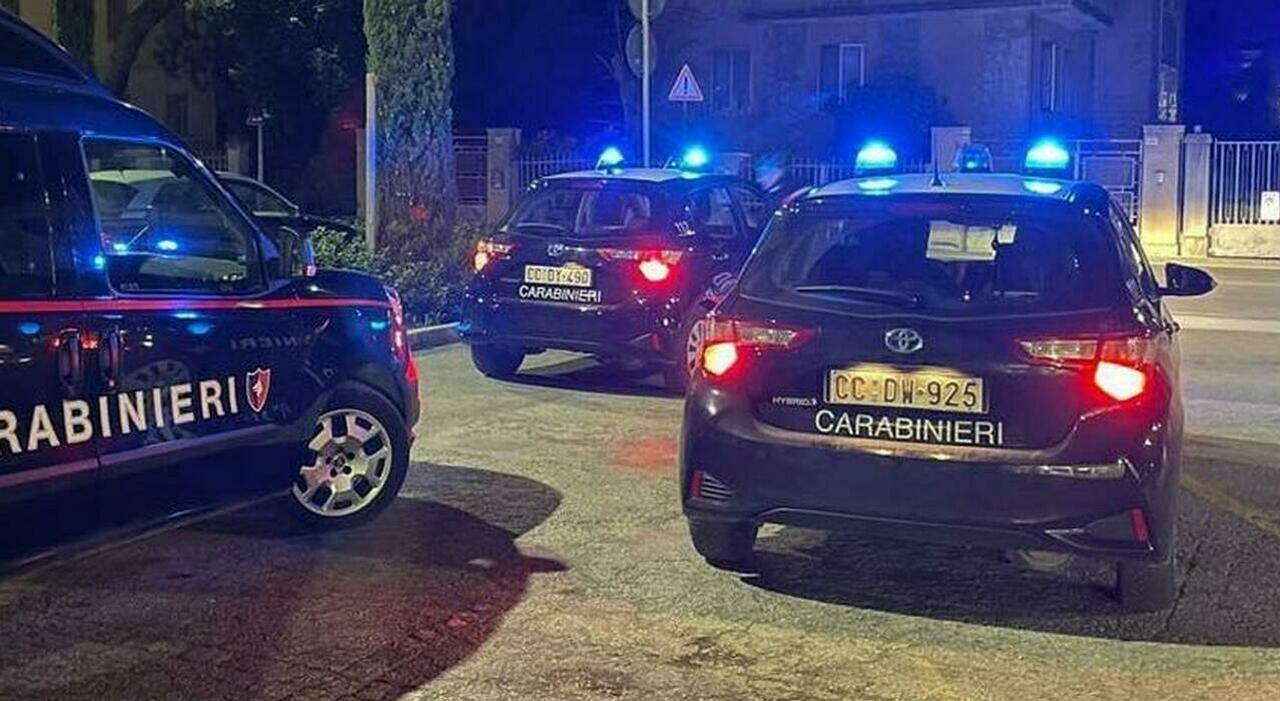 Far west sul bus, ragazzino picchiato a Ancona. Tre contro uno, gli aggressori in fuga