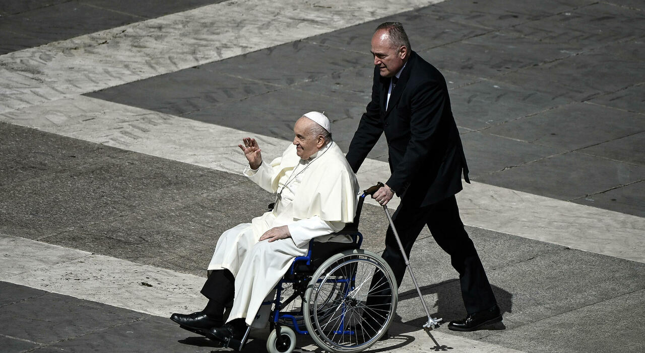 Papst Franziskus und die Schatten des Vatikans