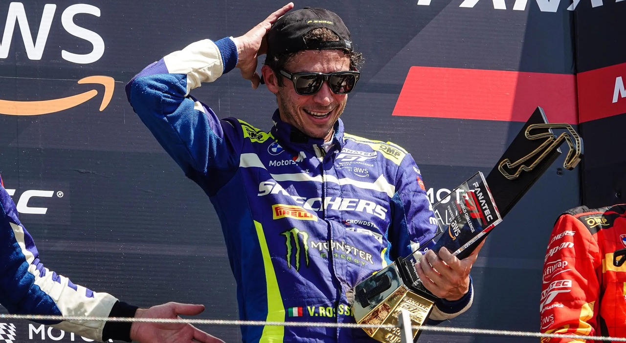 Valentino Rossi parteciperà al Mondiale Endurance (WEC) nella nuova categoria Lmgt3 al volante di una Bmw