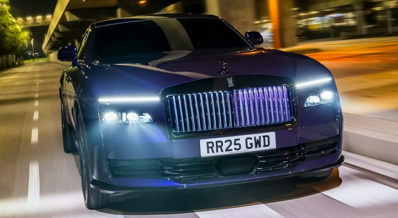 Rolls-Royce Black Badge Spectre