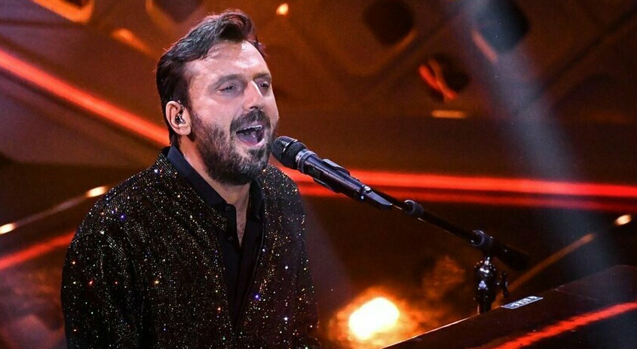 Cesare Cremonini da Leggo.it cesare cremonini compie 45 anni l addio ai lunapop gli amori e i tradimenti il supporto di jovanotti mi sono annientato per un disco