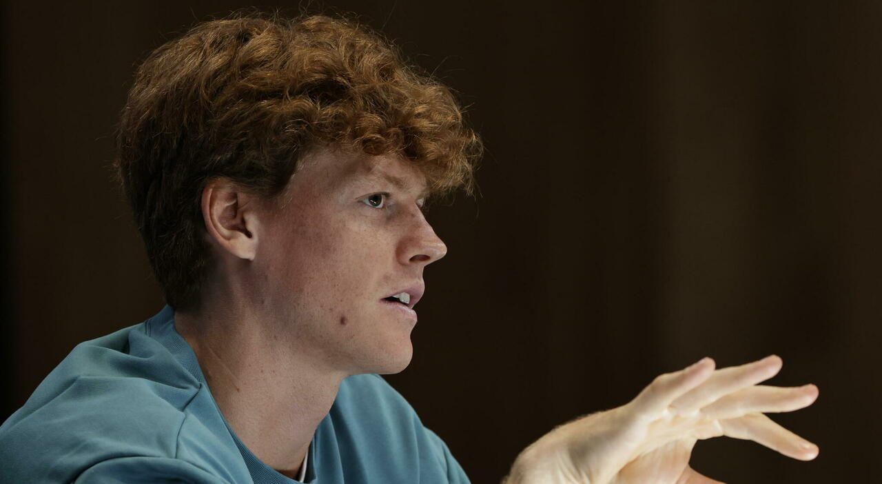 Alcaraz & Zverev: Clay Court Favorites | Post-Disqualification Reflections