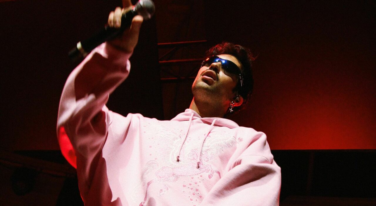 Mahmood: «Dopo il tour riparto da zero. Dalla e Conte, i miei miti, ma ora sogno nuovi suoni. Il mio futuro? Non lo so»