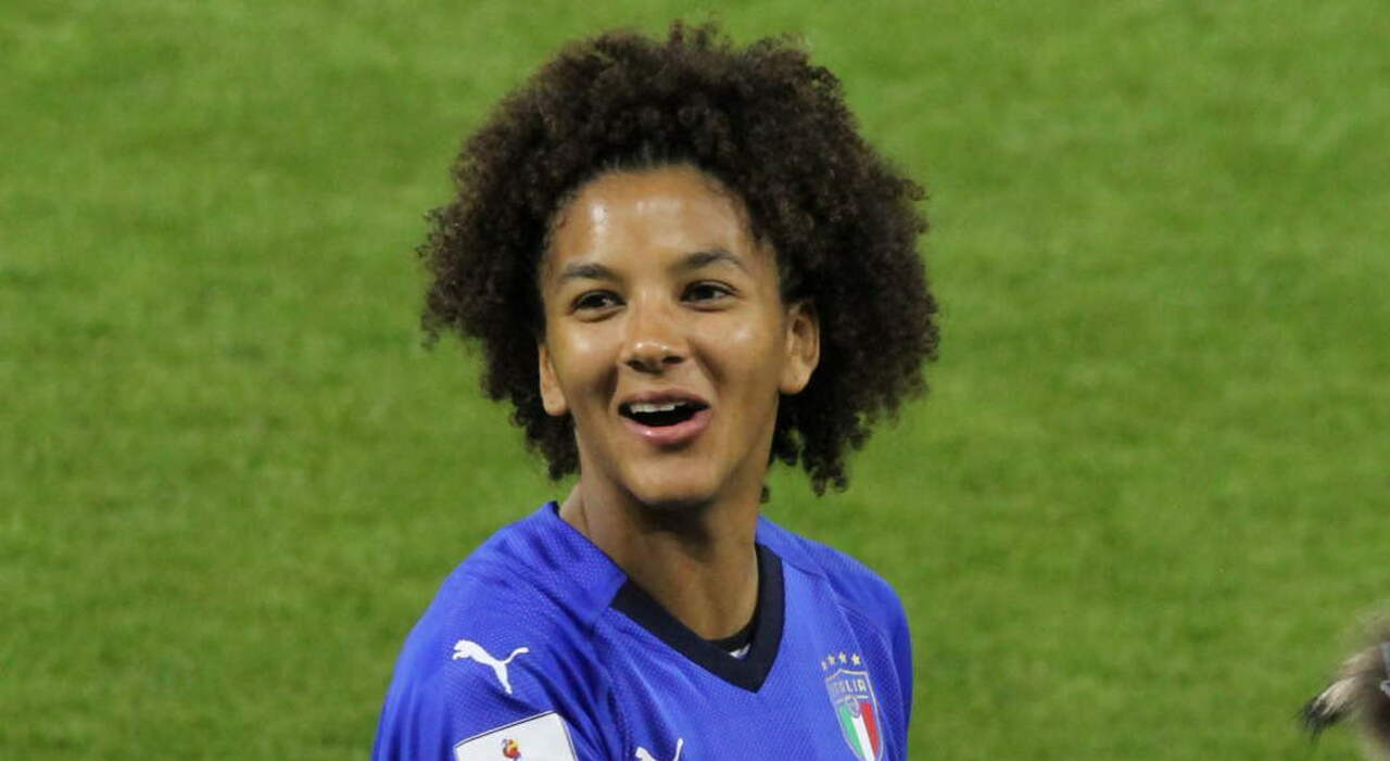 Sara Gama: «È il mio addio al calcio giocato. Ma l'amore per questo sport resterà per sempre».