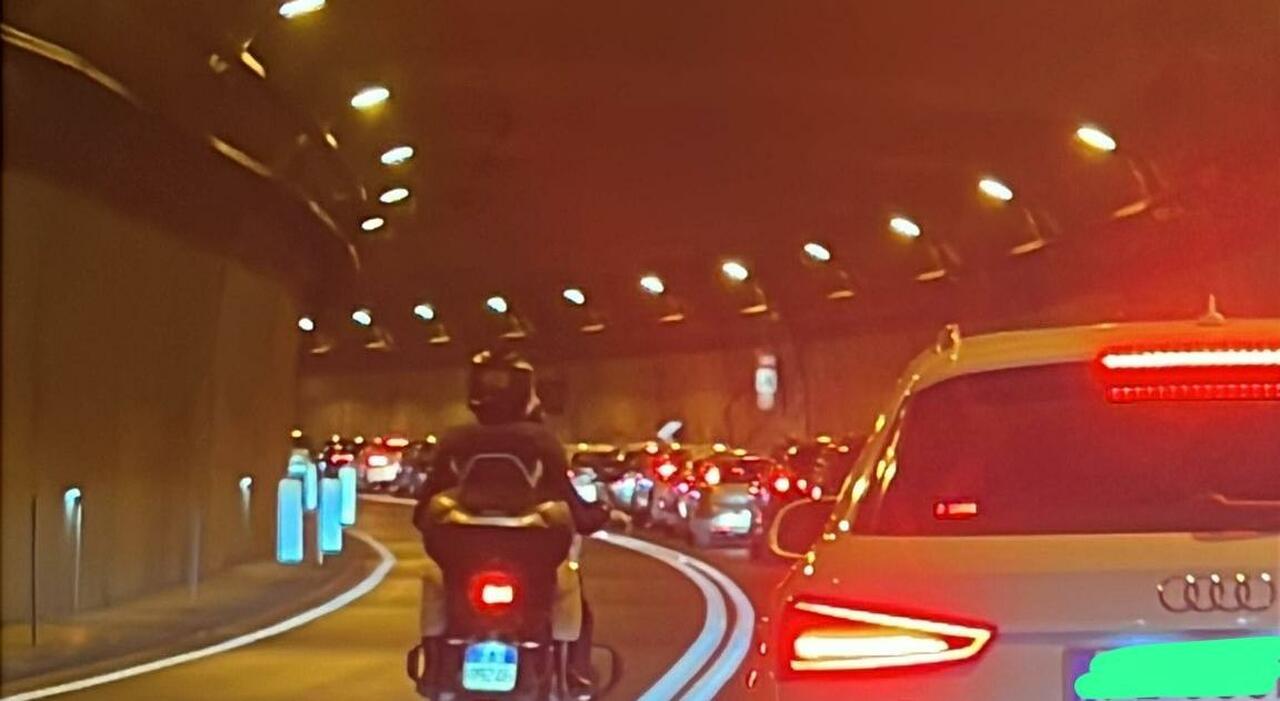 Turismo in Costiera, è tutto esaurito: «Vico fa il pieno di stranieri» Turismo in Costiera, è tutto esaurito: «Vico fa il pieno di stranieri»
