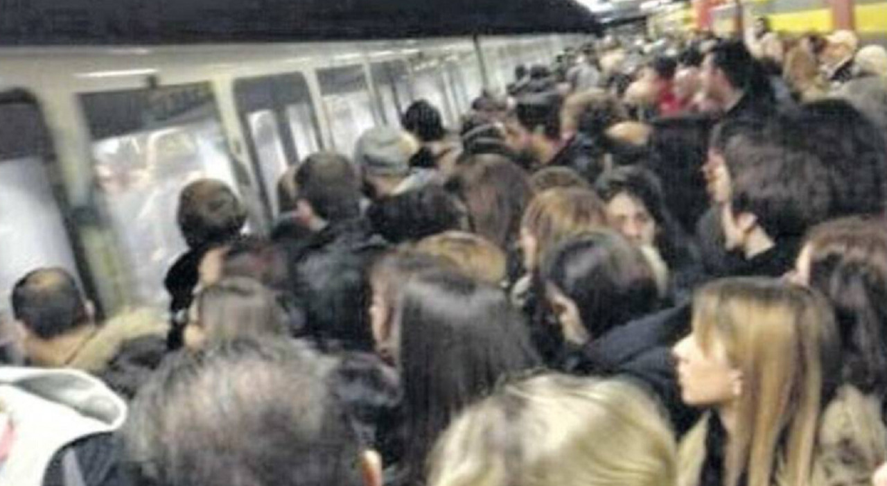 Un inseguimento in galleria paralizza i treni e sconvolge migliaia di viaggiatori