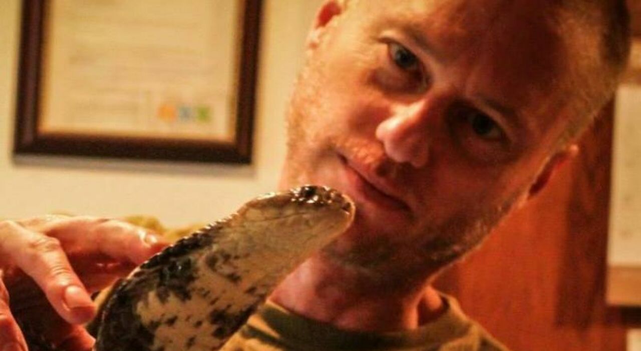 mordere 856 da Leggo.it si fa mordere 856 volte dai serpenti più velenosi del mondo dal sangue di tim friede arriva un antidoto universale