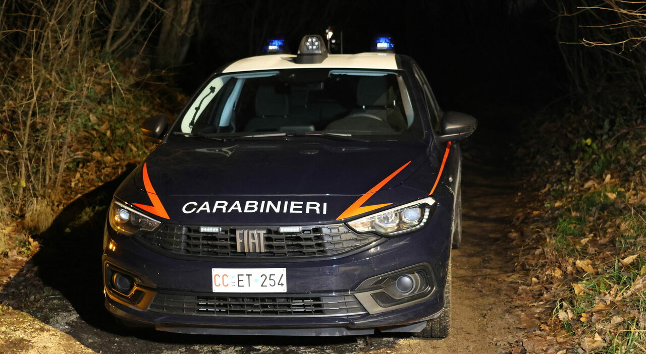 Omicidio dopo una rissa tra giovani alla Baita al Lago: 20enne muore ucciso a coltellate, grave un amico Omicidio dopo una rissa tra giovani alla Baita al Lago: 20enne muore ucciso a coltellate, grave un amico