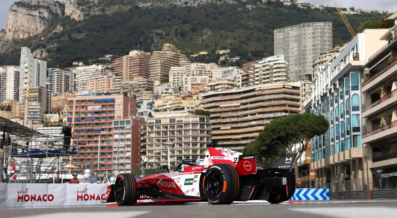 La Nissan di Rowland nel primo eprix di Monaco 2025