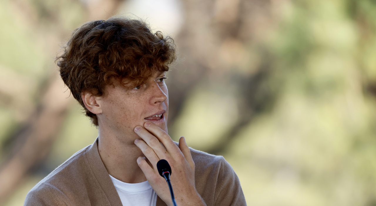 Jannik Sinner è arrivato a Roma con il suo jet privato da Nizza. L Jannik Sinner è arrivato a Roma con il suo jet privato da Nizza. L