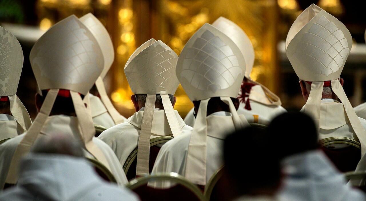 Conclave, divieto di fare cordate sui nomi. L Conclave, divieto di fare cordate sui nomi. L