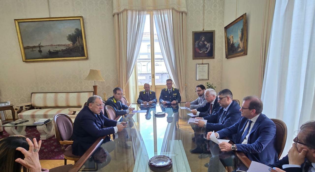napoli clan di camorra lucrano su emergenza bradisismo una task force contro i furbetti