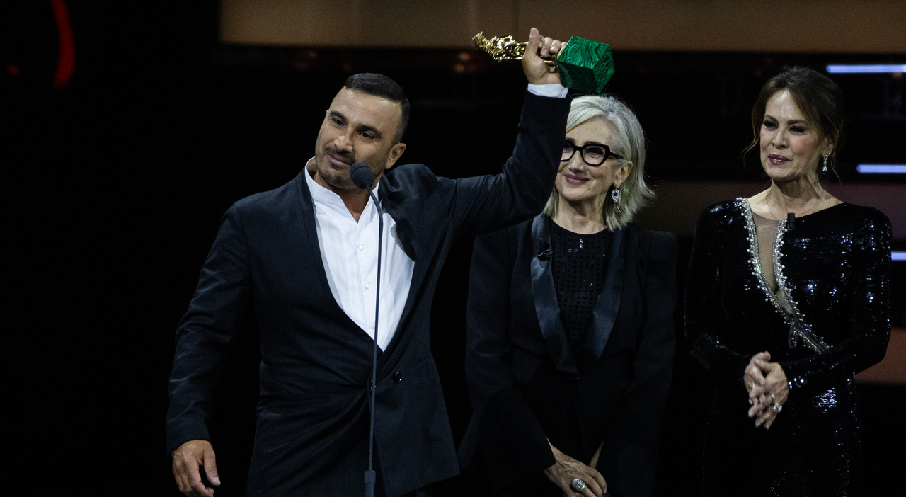 David di Donatello 2025, chi ha vinto: tutti i vincitori della serata David di Donatello 2025, chi ha vinto: tutti i vincitori della serata