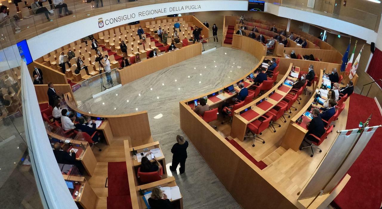 Regione: doppia preferenza, altro strappo. M5s contro Pd: «Inaffidabili» Regione: doppia preferenza, altro strappo. M5s contro Pd: «Inaffidabili»