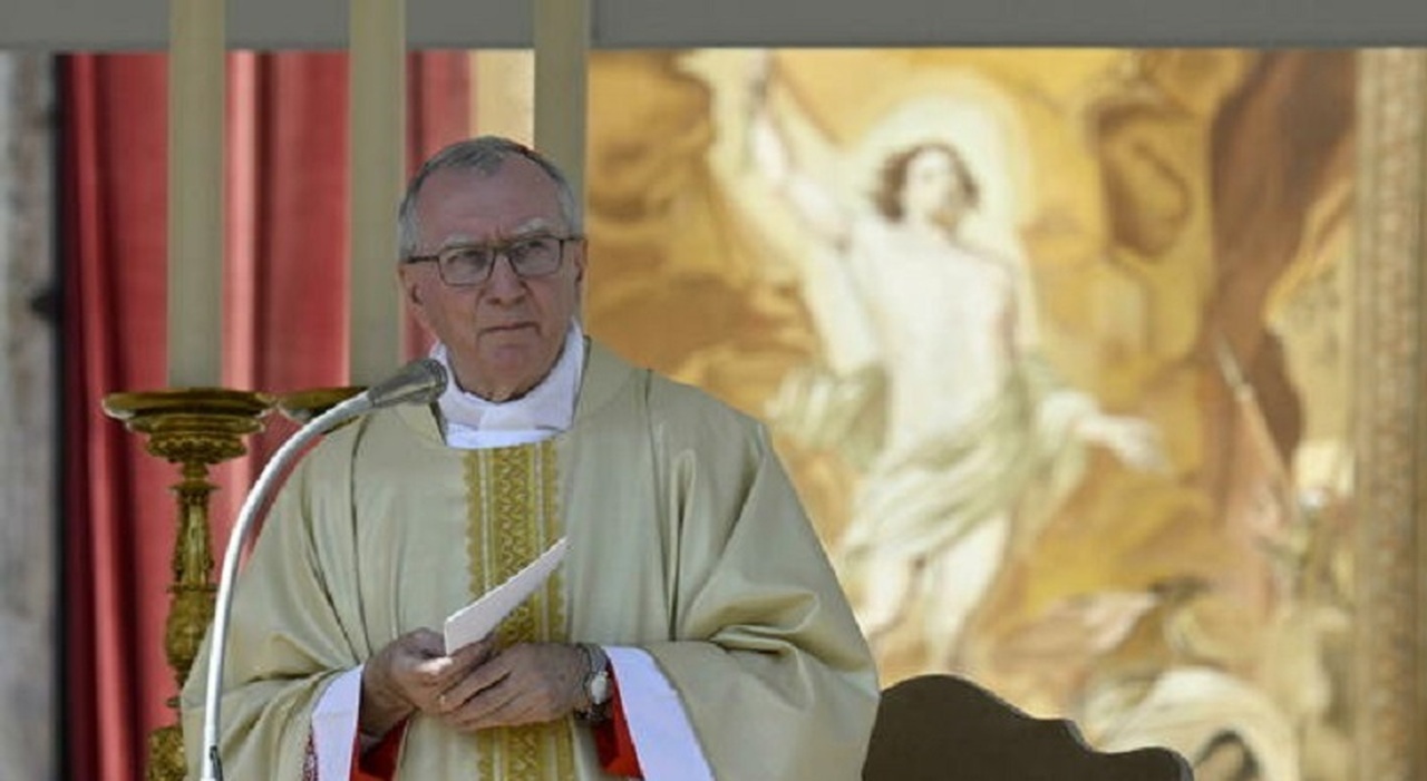 Pietro Parolin, Papa? A Schiavon festa grande dopo la fumata bianca. Grande folla in attesa nel bar centrale del paese natale del cardinale Pietro Parolin, Papa? A Schiavon festa grande dopo la fumata bianca. Grande folla in attesa nel bar centrale del paese natale del cardinale