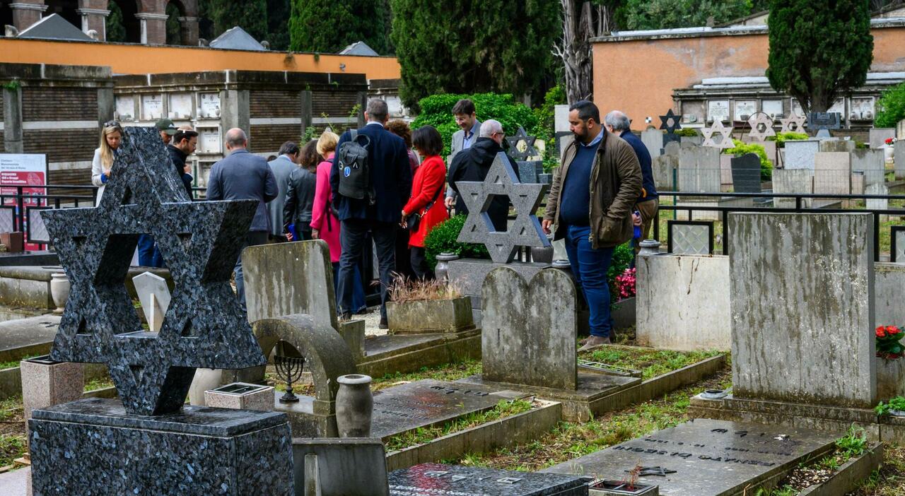 Le opere devastate da alberi caduti e atti vandalici: una storia da svelare