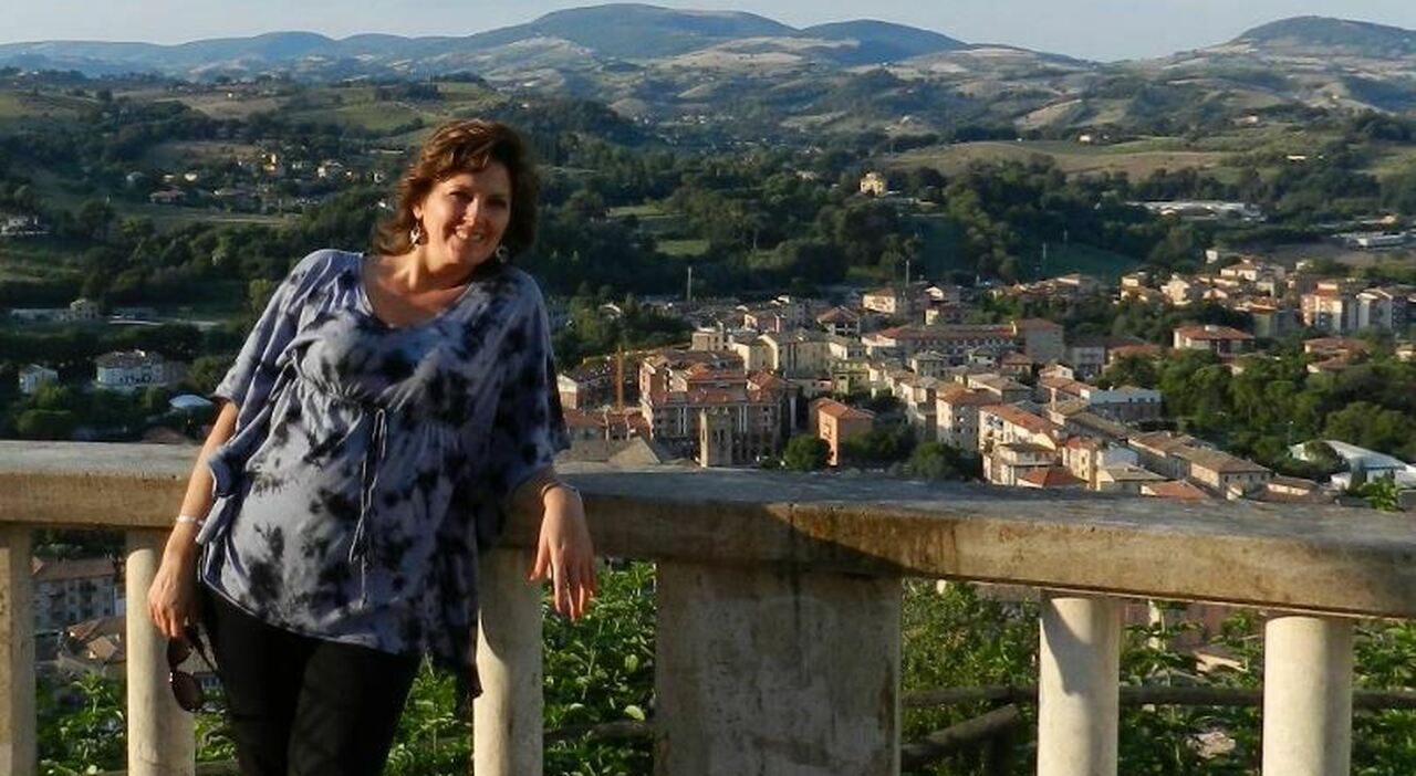 Nata in Perù, vive a San Severino Marche: ecco chi Carmen Prevost, la parente di Papa Leone XIV. ?Il video dell Nata in Perù, vive a San Severino Marche: ecco chi Carmen Prevost, la parente di Papa Leone XIV. ?Il video dell