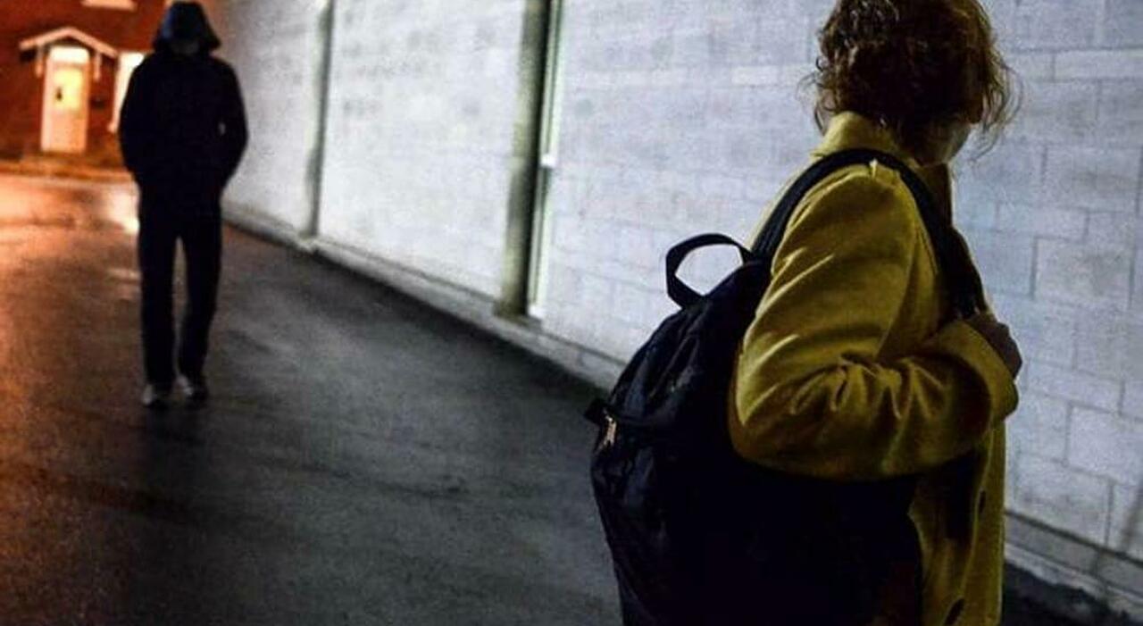 Stalker 19enne in ospedale: «Chiedo scusa, sono bipolare e mi sto facendo curare. Farò di tutto per essere ...