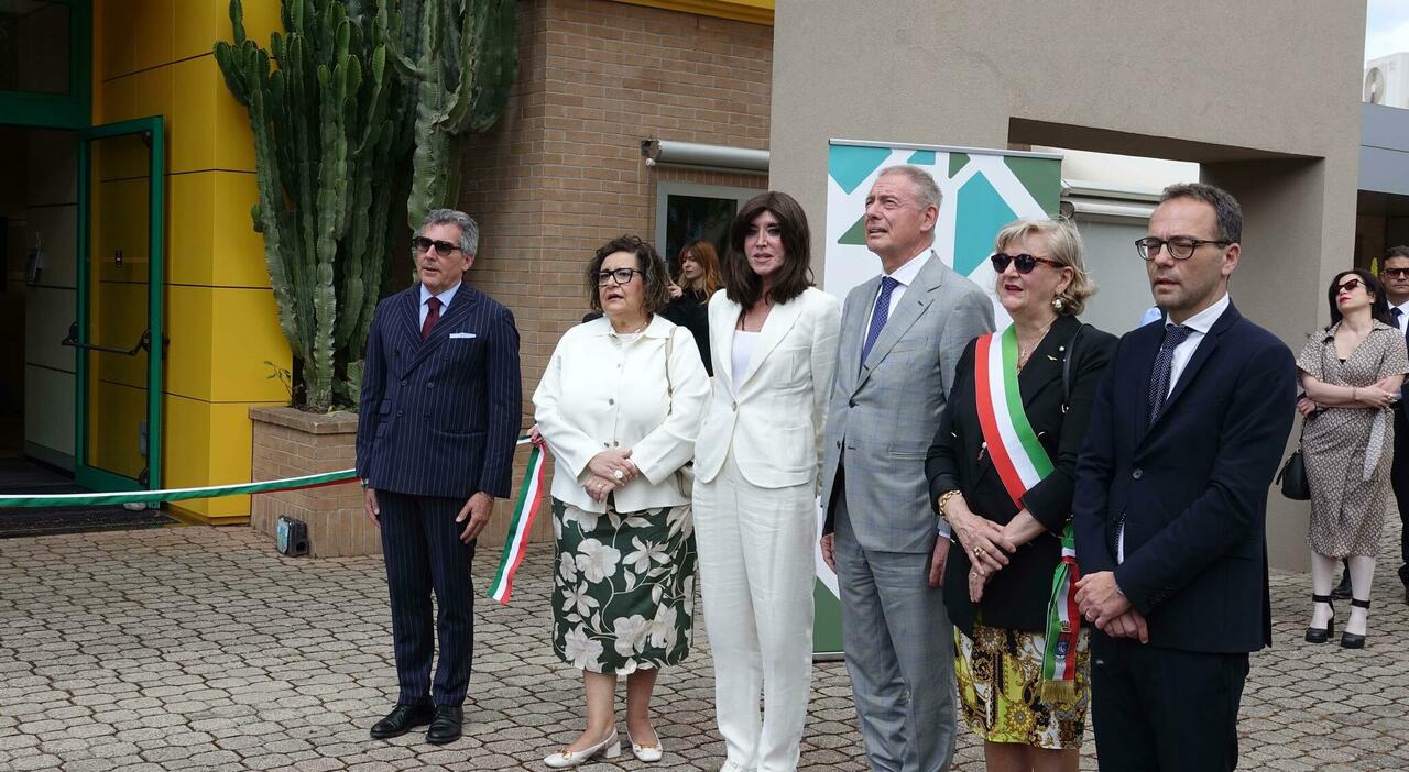 Taglio del nastro al Tecnopolo: «La transizione passa da qui» Taglio del nastro al Tecnopolo: «La transizione passa da qui»