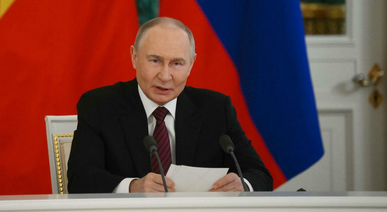 Putin: «Ripresa negoziati con Kiev il 15 maggio a Istanbul». La proposta e poi l Putin: «Ripresa negoziati con Kiev il 15 maggio a Istanbul». La proposta e poi l