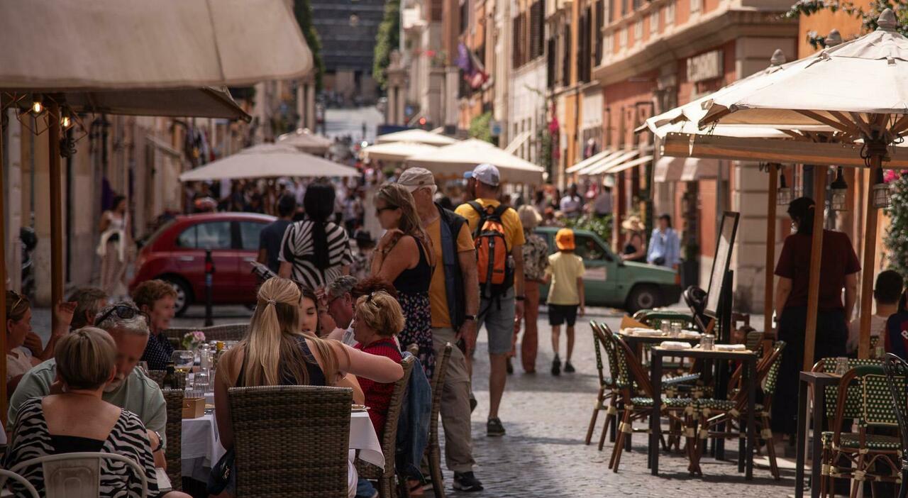 L’effetto di Papa Leone XIV e Sinner su Roma: boom di prenotazioni negli hotel e nei ristoranti L’effetto di Papa Leone XIV e Sinner su Roma: boom di prenotazioni negli hotel e nei ristoranti