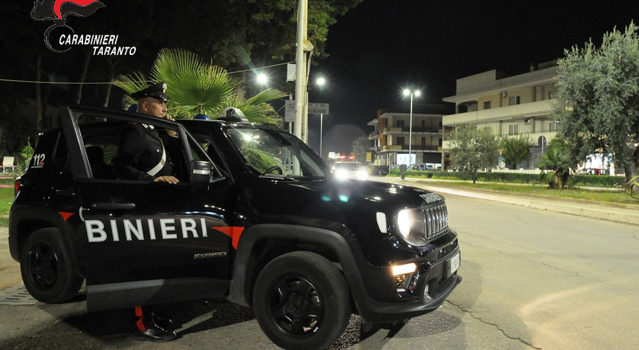 Retata dei carabinieri, 13 arresti per droga e lavoro nero Retata dei carabinieri, 13 arresti per droga e lavoro nero