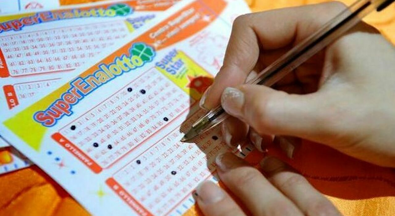 superenalotto sfiorato il 6 in puglia un 5 da 27mila euro da Quotidianodipuglia.it superenalotto sfiorato il 6 in puglia un 5 da 27mila euro