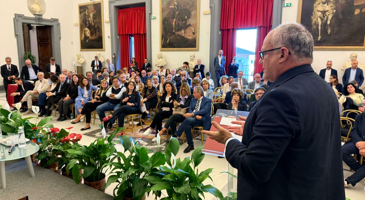Il ritorno di Roberto Gualtieri come professore nell’evento sul bilancio del Campidoglio
