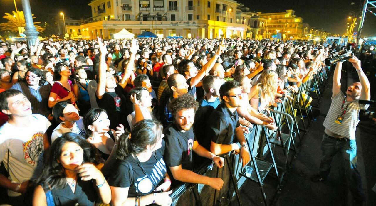 Le spiagge libere del Comune si trasformano: 50 eventi culturali in arrivo il 18 maggio