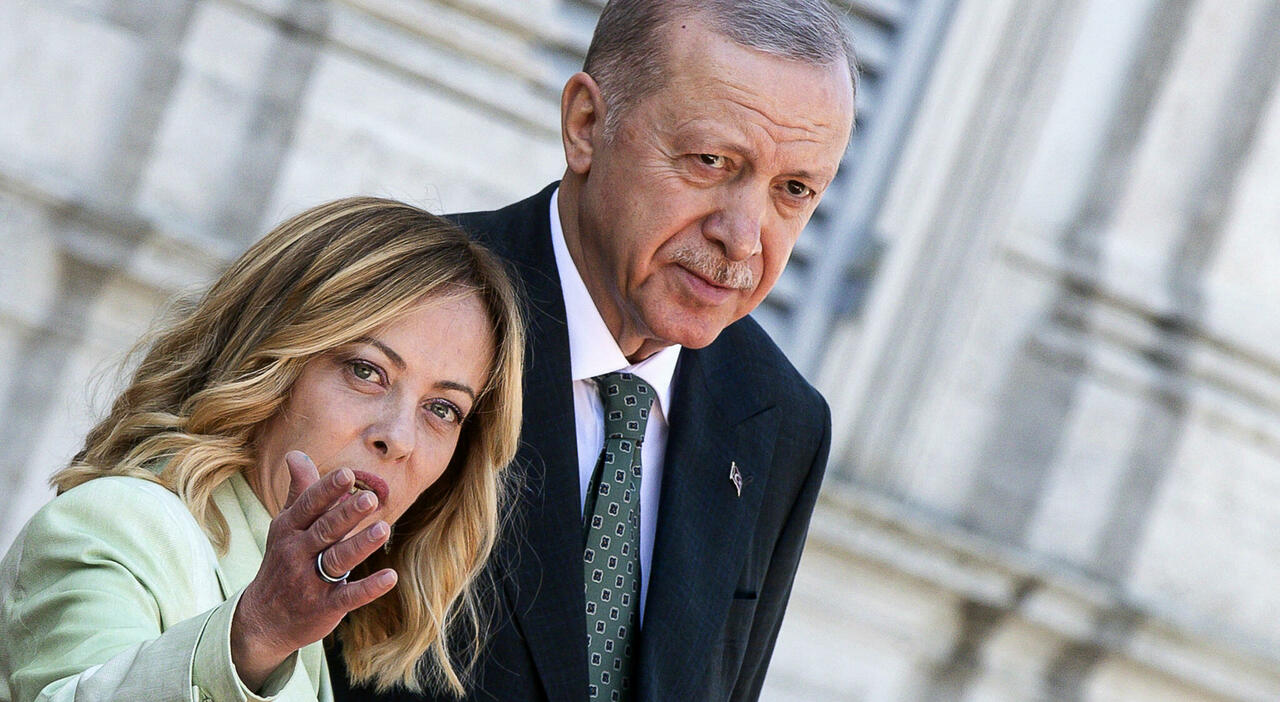 Telefonata tra Erdogan e Meloni, l?incognita di un incontro a cui Palazzo Chigi lavora in gran segreto Telefonata tra Erdogan e Meloni, l?incognita di un incontro a cui Palazzo Chigi lavora in gran segreto