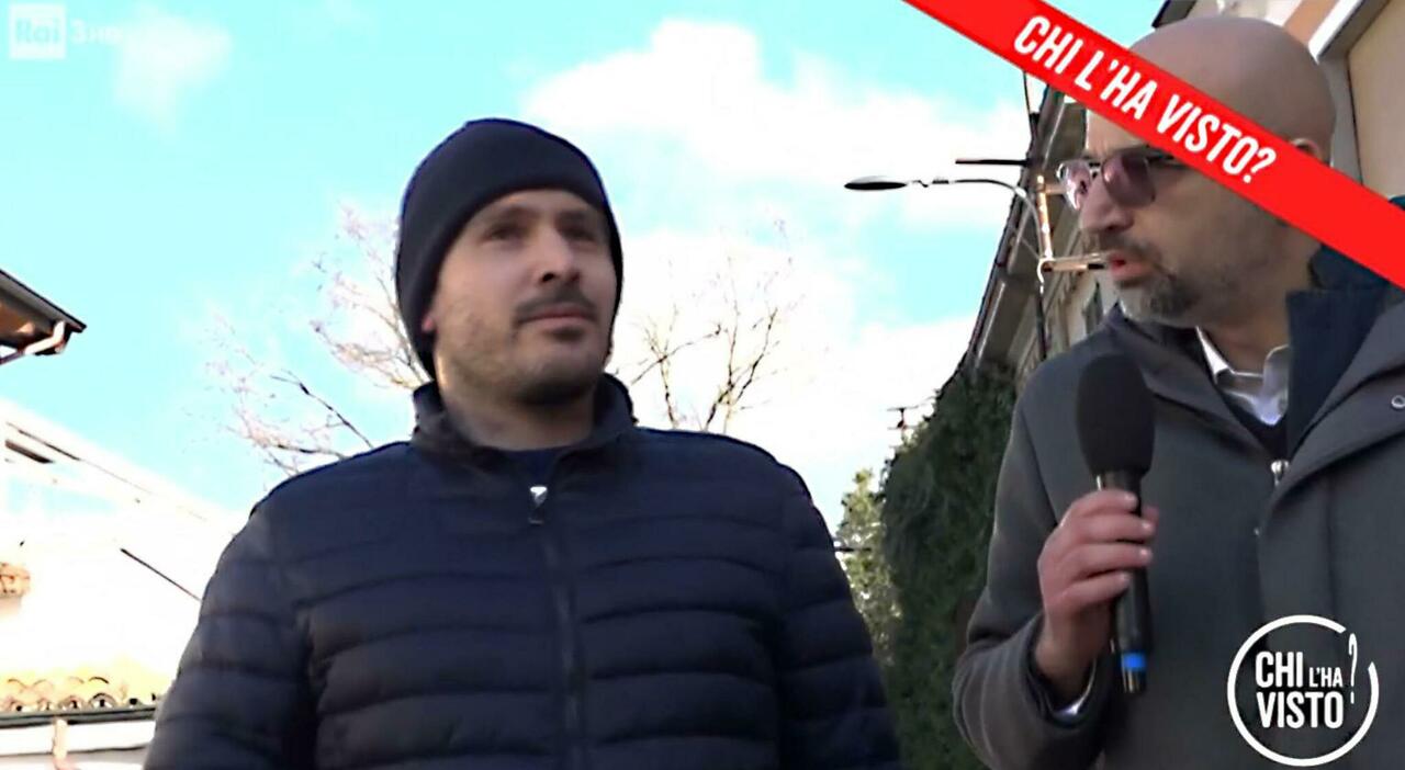 Garlasco, blitz dei carabinieri a casa di Andrea Sempio: perquisizioni anche dai genitori e da due amici. Sequestrati telefoni e pc Garlasco, blitz dei carabinieri a casa di Andrea Sempio: perquisizioni anche dai genitori e da due amici. Sequestrati telefoni e pc