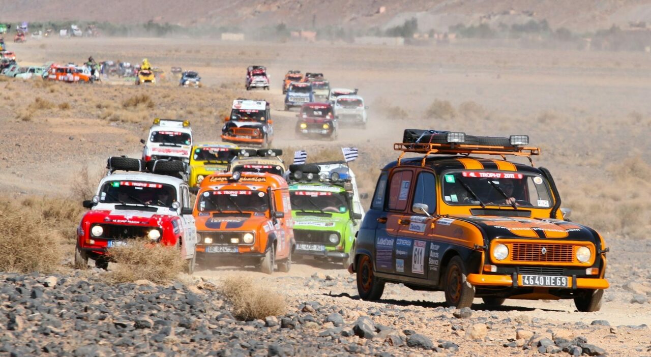 Le Renault R4 impegnate nel rally 4L Trophy