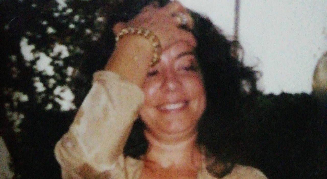 stefania camboni trovata morta in casa a fregene nel villino tracce di sangue non si esclude l omicidio da Leggo.it stefania camboni trovata morta in casa a fregene nel villino tracce di sangue non si esclude l omicidio