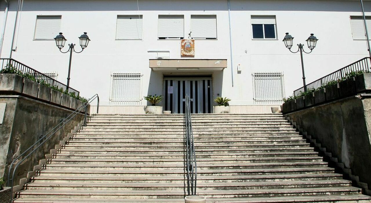 a capaccio il prefetto nomina commissione d indagine