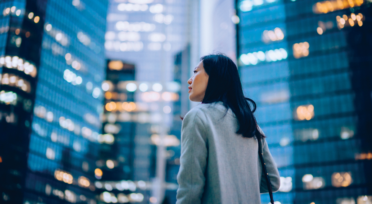 Rivoluzione Finanziaria: Giovani Donne Guidano il Futuro degli Investimenti in Italia