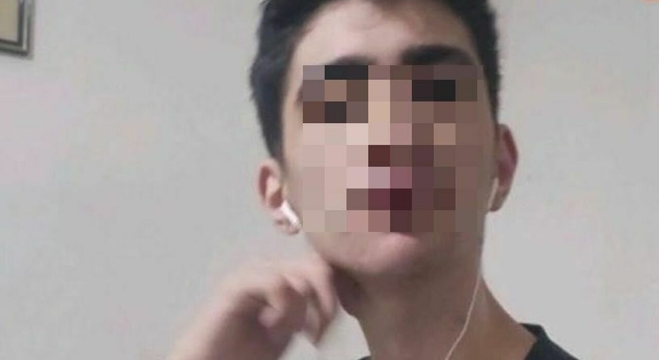 Rayan Mdallel, trovato morto nel Torinese il 15enne scomparso a Mondragone il 30 gennaio Rayan Mdallel, trovato morto nel Torinese il 15enne scomparso a Mondragone il 30 gennaio