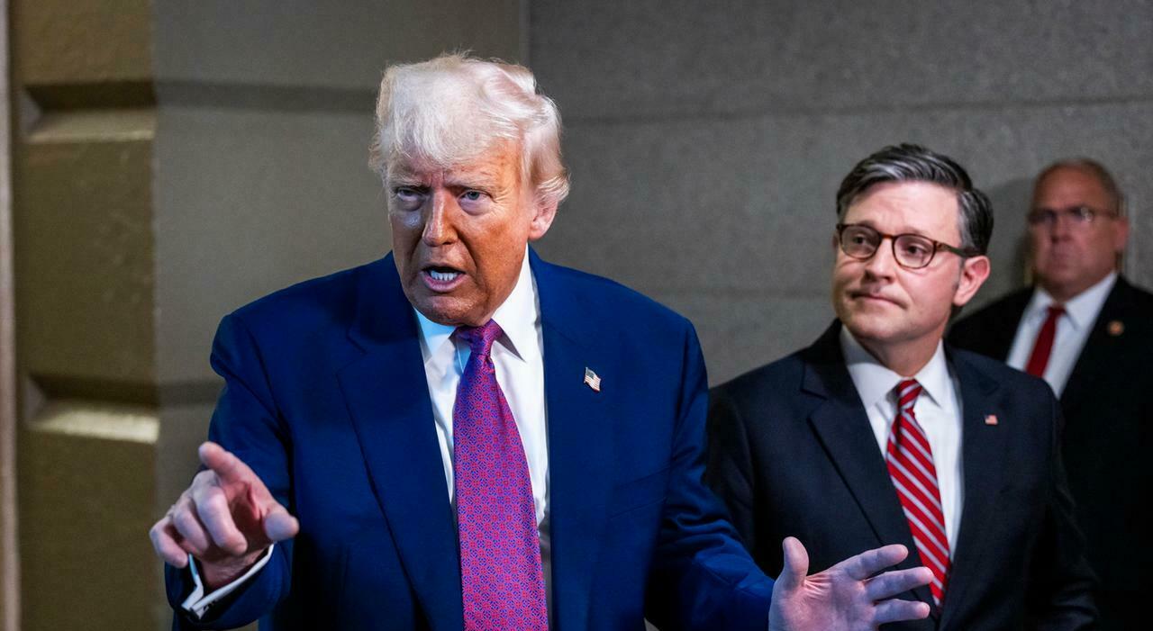 Trump, la call con i leader Ue e il momento in cui è calato il silenzio. Choc Zelensky per le parole su Putin «che vuole la pace» Trump, la call con i leader Ue e il momento in cui è calato il silenzio. Choc Zelensky per le parole su Putin «che vuole la pace»