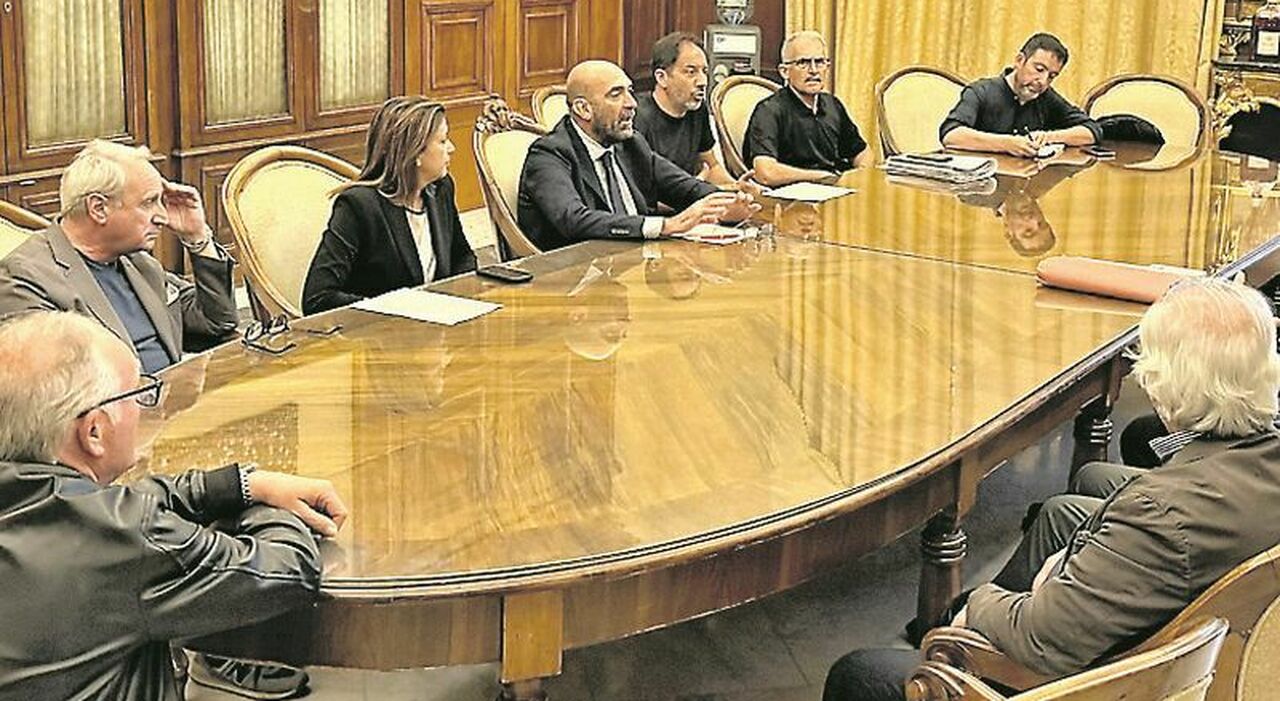 Caos movida, a Bari cresce lo scontro: No dei residenti al Comune Caos movida, a Bari cresce lo scontro: No dei residenti al Comune