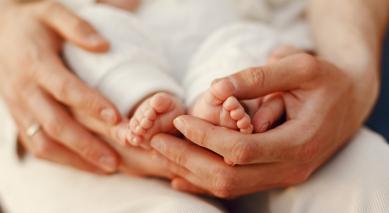 Pma, la sentenza: riconosciute entrambe le mamme per i figli delle coppie lesbiche. «Si può estendere alle donne single» Pma, la sentenza: riconosciute entrambe le mamme per i figli delle coppie lesbiche. «Si può estendere alle donne single»