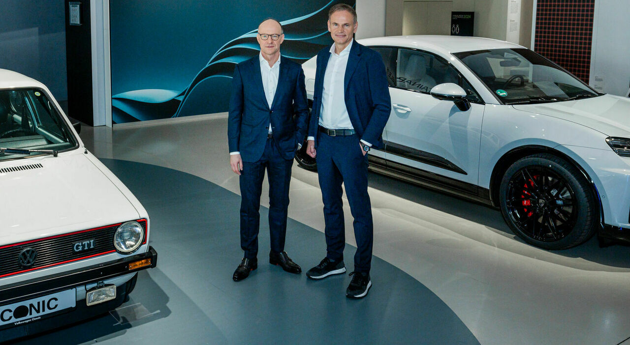 da sinistra Arno Antlitz, CFO and COO Volkswagen Group e Oliver Blume, CEO Volkswagen Group