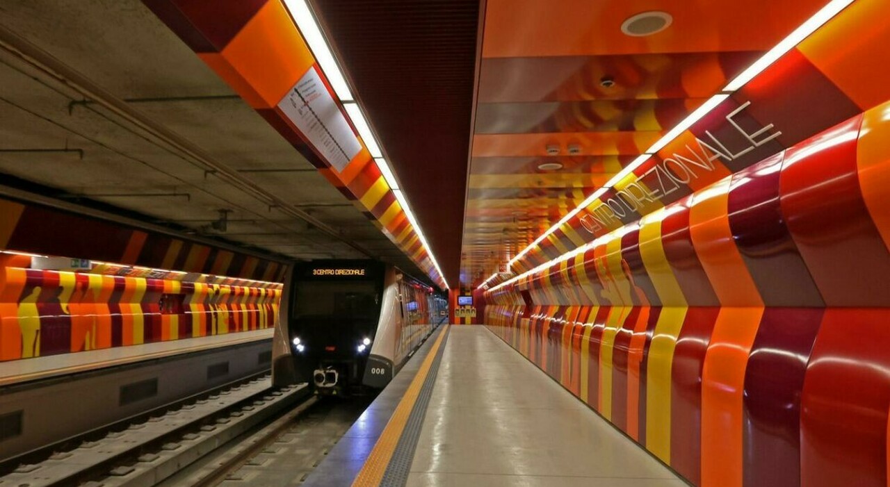 Napoli Cagliari, Linea 1 e funicolari aperte H24: gli orari di parcheggi, metro e bus Napoli Cagliari, Linea 1 e funicolari aperte H24: gli orari di parcheggi, metro e bus