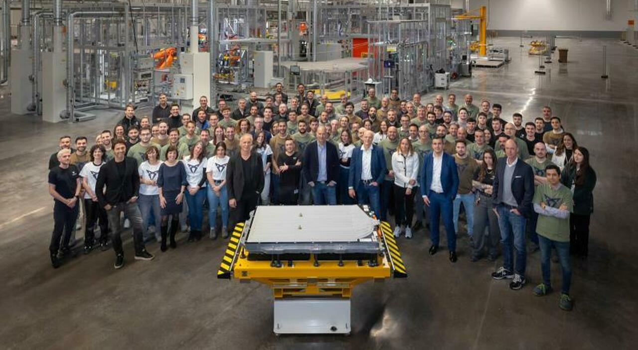 Al centro Markus Haupt, CEO ad interim di SEAT e CUPRA e vicepresidente di Produzione e Logistica di SEAT S. A