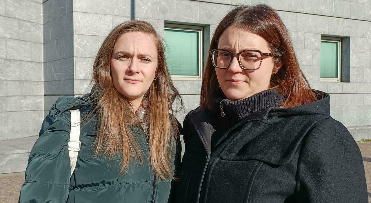 Elisa Barbugian e Sara Quinto, la prima famiglia con due mamme (e 4 figli): «È storia. L Elisa Barbugian e Sara Quinto, la prima famiglia con due mamme (e 4 figli): «È storia. L