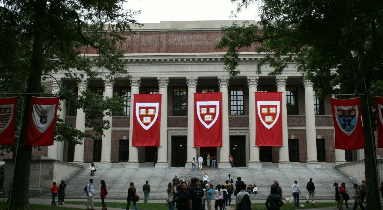 Trump, nuovo attacco ad Harvard: revocata all Trump, nuovo attacco ad Harvard: revocata all