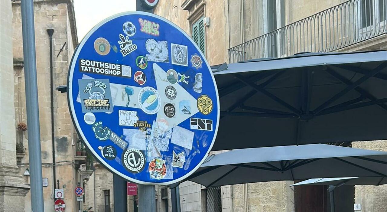 Lecce già piena di turisti stranieri: «Ma manca un infopoint» Lecce già piena di turisti stranieri: «Ma manca un infopoint»