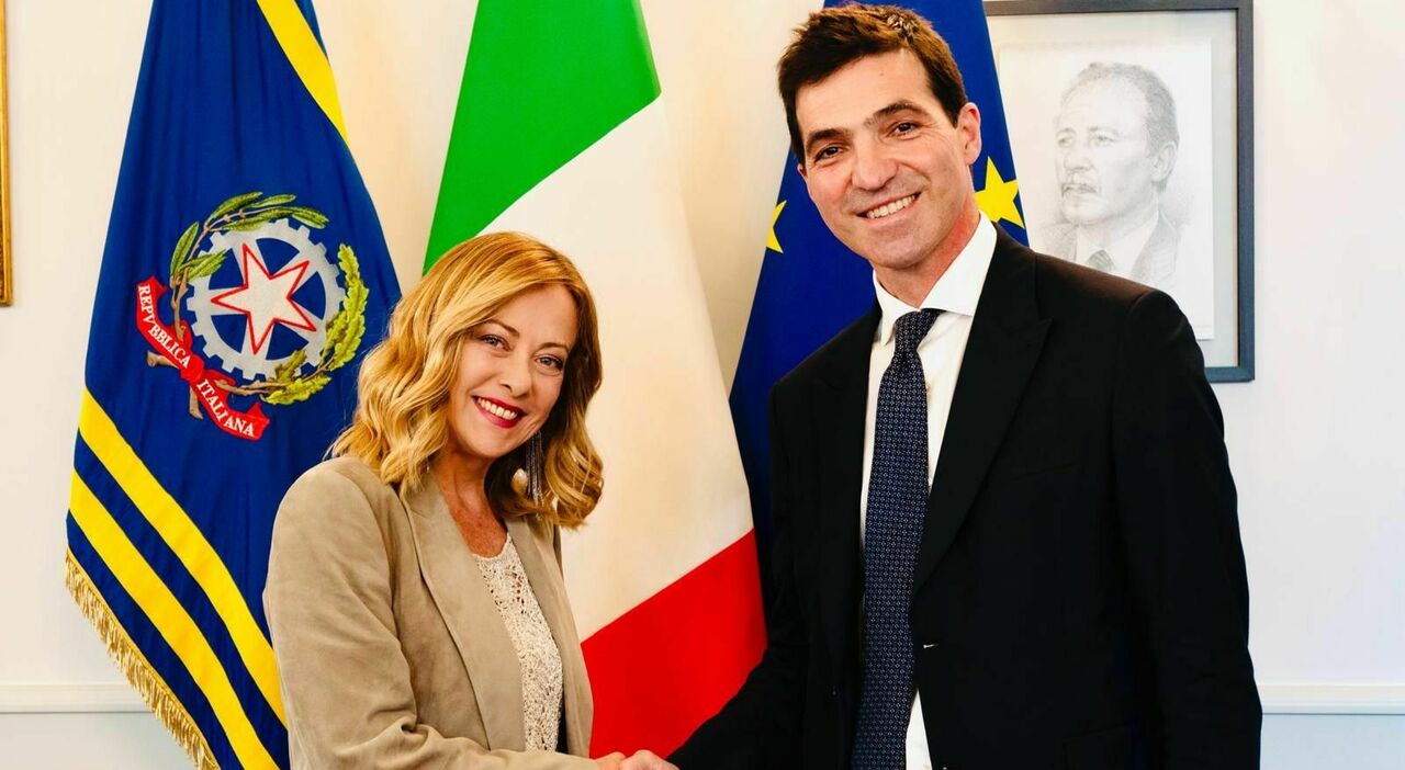 La benedizione di Meloni nelle Marche Ohio d?Italia. Acquaroli a Roma dalla premier e la foto per spingere la campagna elettorale La benedizione di Meloni nelle Marche Ohio d?Italia. Acquaroli a Roma dalla premier e la foto per spingere la campagna elettorale