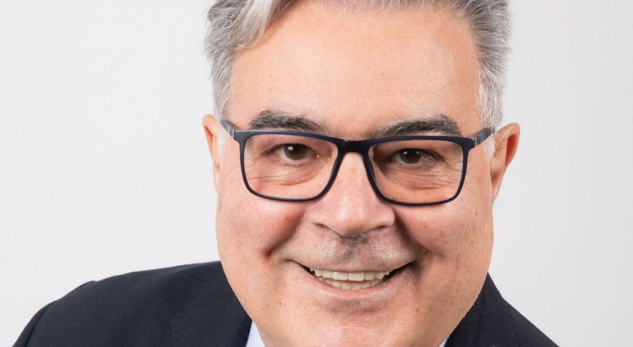 Giovanni Sgroi, arrestato il medico e sindaco di Rivolta d?Adda per violenza sessuale. «Abusi su almeno quattro pazienti» Giovanni Sgroi, arrestato il medico e sindaco di Rivolta d?Adda per violenza sessuale. «Abusi su almeno quattro pazienti»